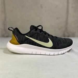 Nike Flex Experience Run 12 Black and Gold